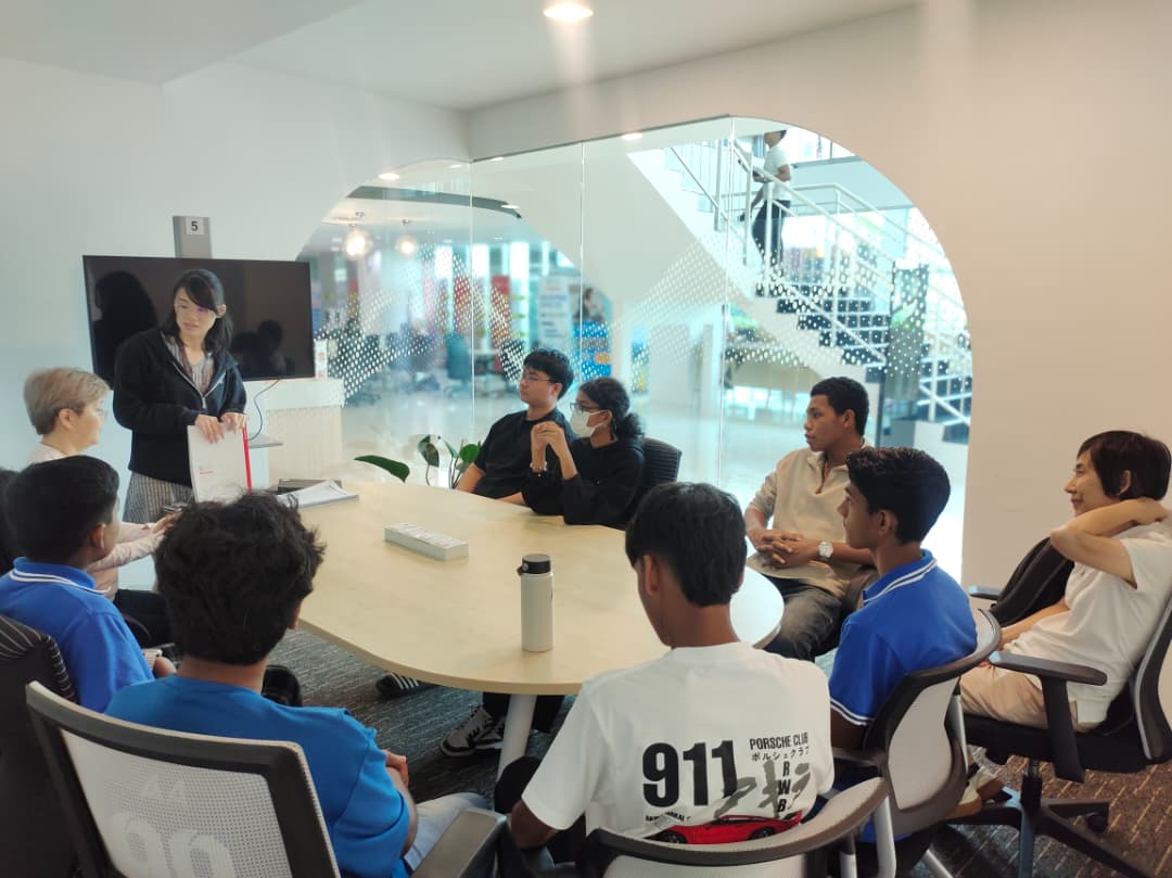 Academic excellence and student life at Royal Kings University